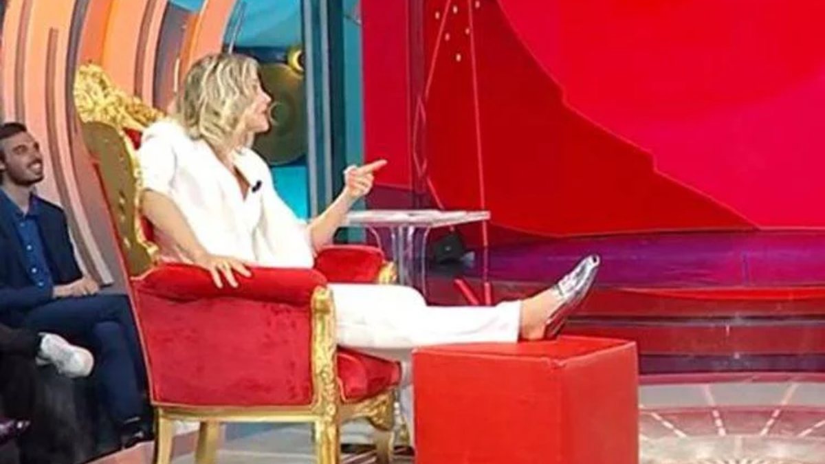 Ballando con le stelle, Fialdini ko: il racconto in diretta. “Cosa ho e cosa farò” Ballando con le stelle, Fialdini ko: il racconto in diretta. “Cosa ho e cosa farò”