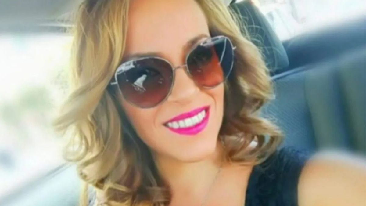 Perde il controllo dell’auto e si schianta contro un albero: Giuseppina muore a 44 anni