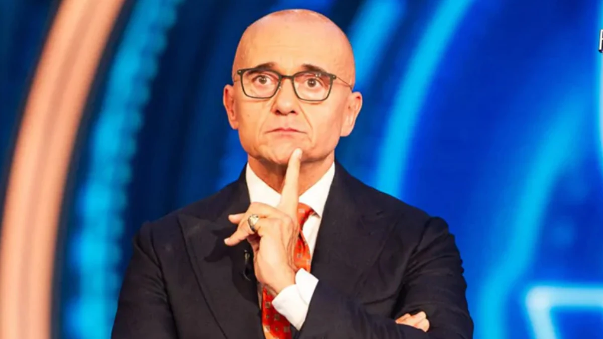 denuncio tutto alfonso signorini rompe il silenzio dopo le accuse shock l8217annuncio da Thesocialpost.it denuncio tutto alfonso signorini rompe il silenzio dopo le accuse shock l8217annuncio