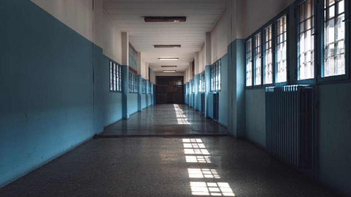 “Deve pagare, ma non così”. 14enne accusato di stupro, cosa gli è successo in carcere. Terribile