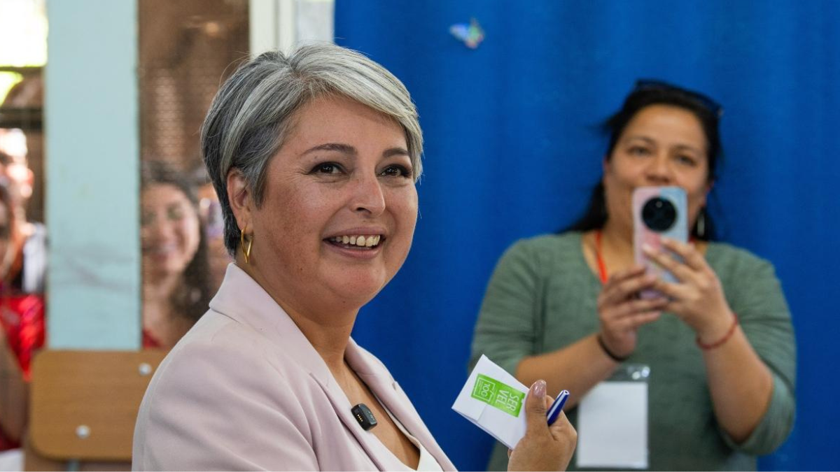 Elezioni Cile, ballottaggio ad alta tensione: Jara vince il primo turno ma potrebbe non bastare