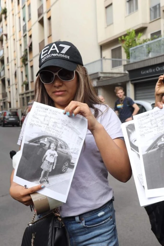 La madre di Kata durante un'intervista