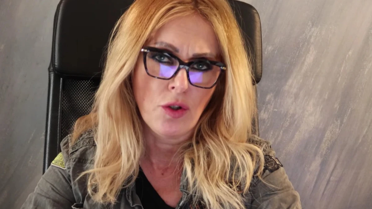 “A questo punto dovete sapere di me”. Roberta Bruzzone, l’annuncio che spiazza gli italiani