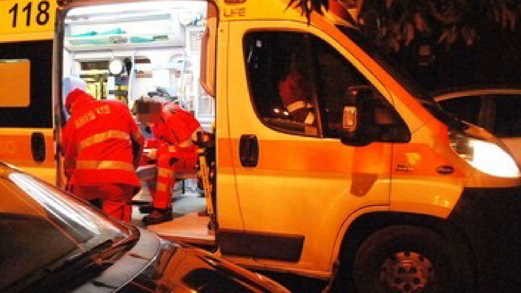 Italia, camion travolge una donna: la morte in un attimo Italia, camion travolge una donna: la morte in un attimo