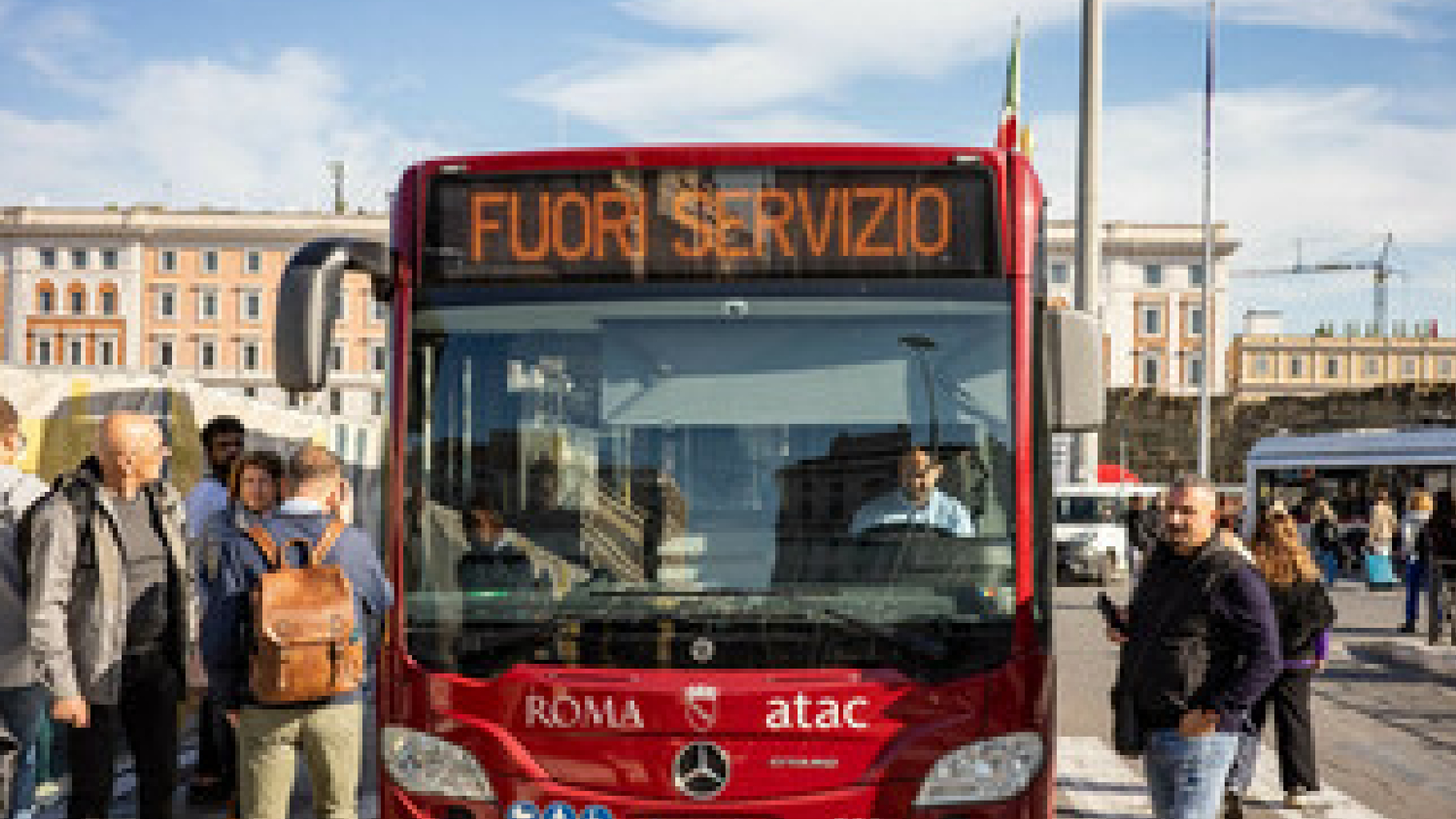 Sciopero dei trasporti, disagi da Milano a Palermo: orari e città coinvolte Sciopero dei trasporti, disagi da Milano a Palermo: orari e città coinvolte