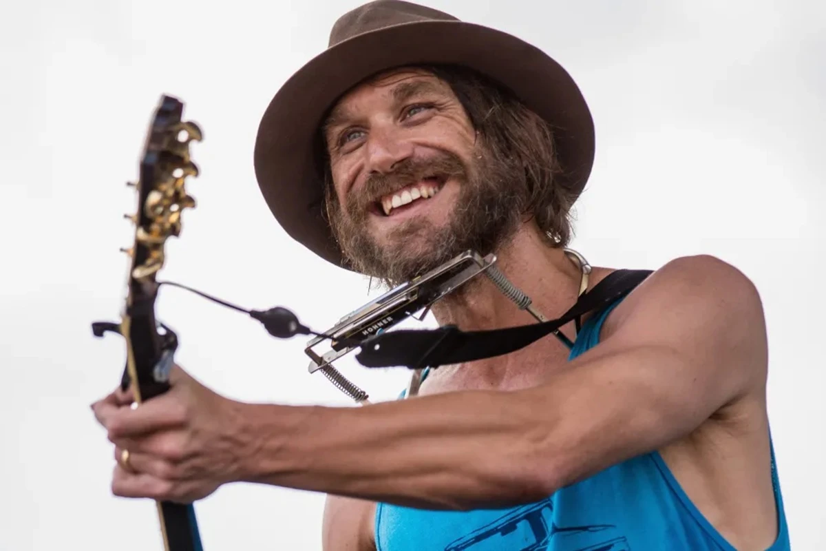 Todd Snider ritratto in studio di registrazione