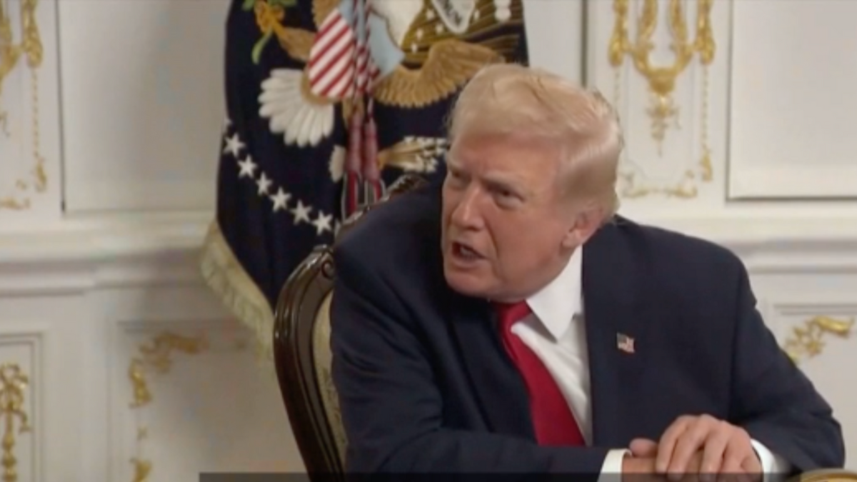 Trump spiazza tutti e insulta una giornalista: “Ma sei stupida?”