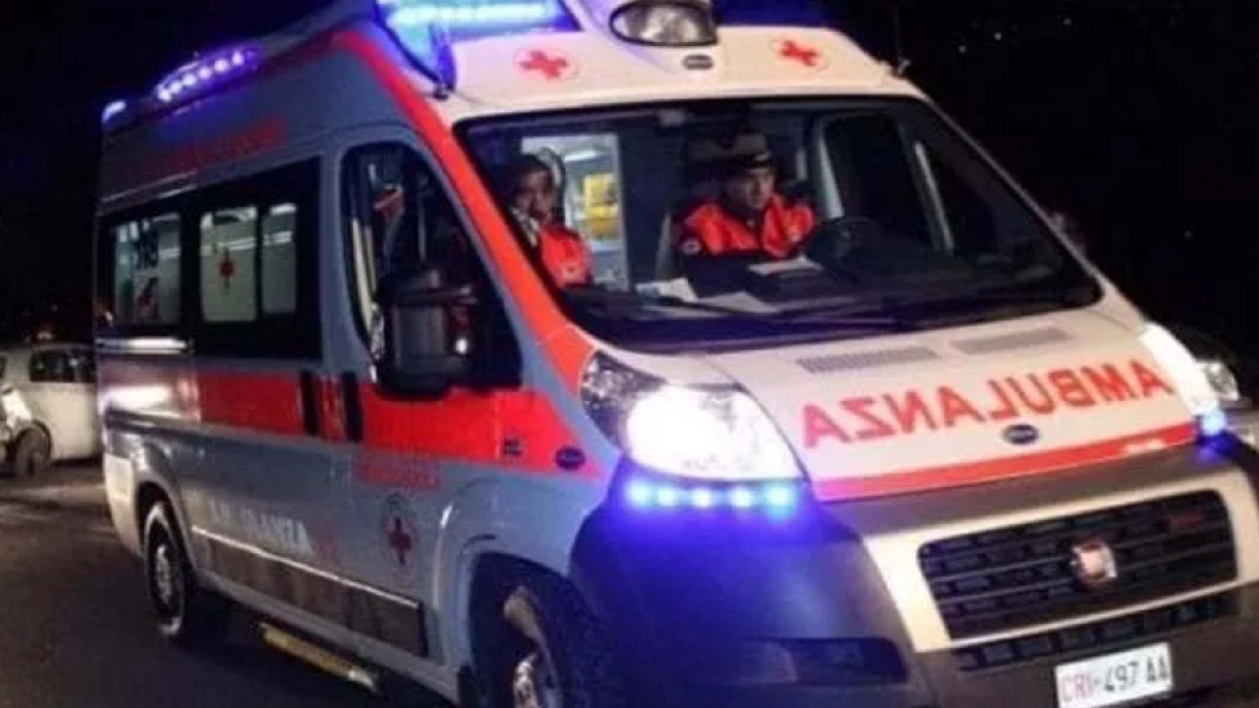 “Addio piccola!”, neonata scagliata fuori dalla macchina. Tragedia infinita “Addio piccola!”, neonata scagliata fuori dalla macchina. Tragedia infinita