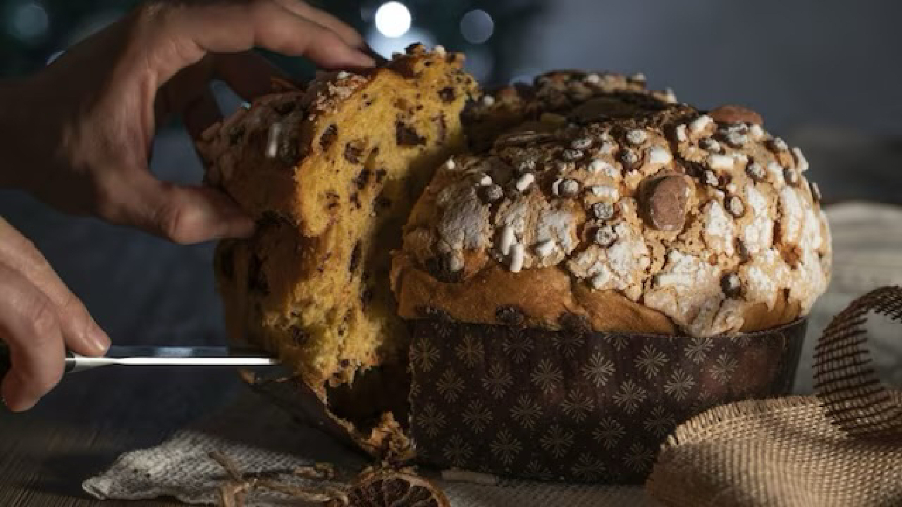 Tragedia in Italia, muore soffocato da un boccone di panettone alla Vigilia di Natale