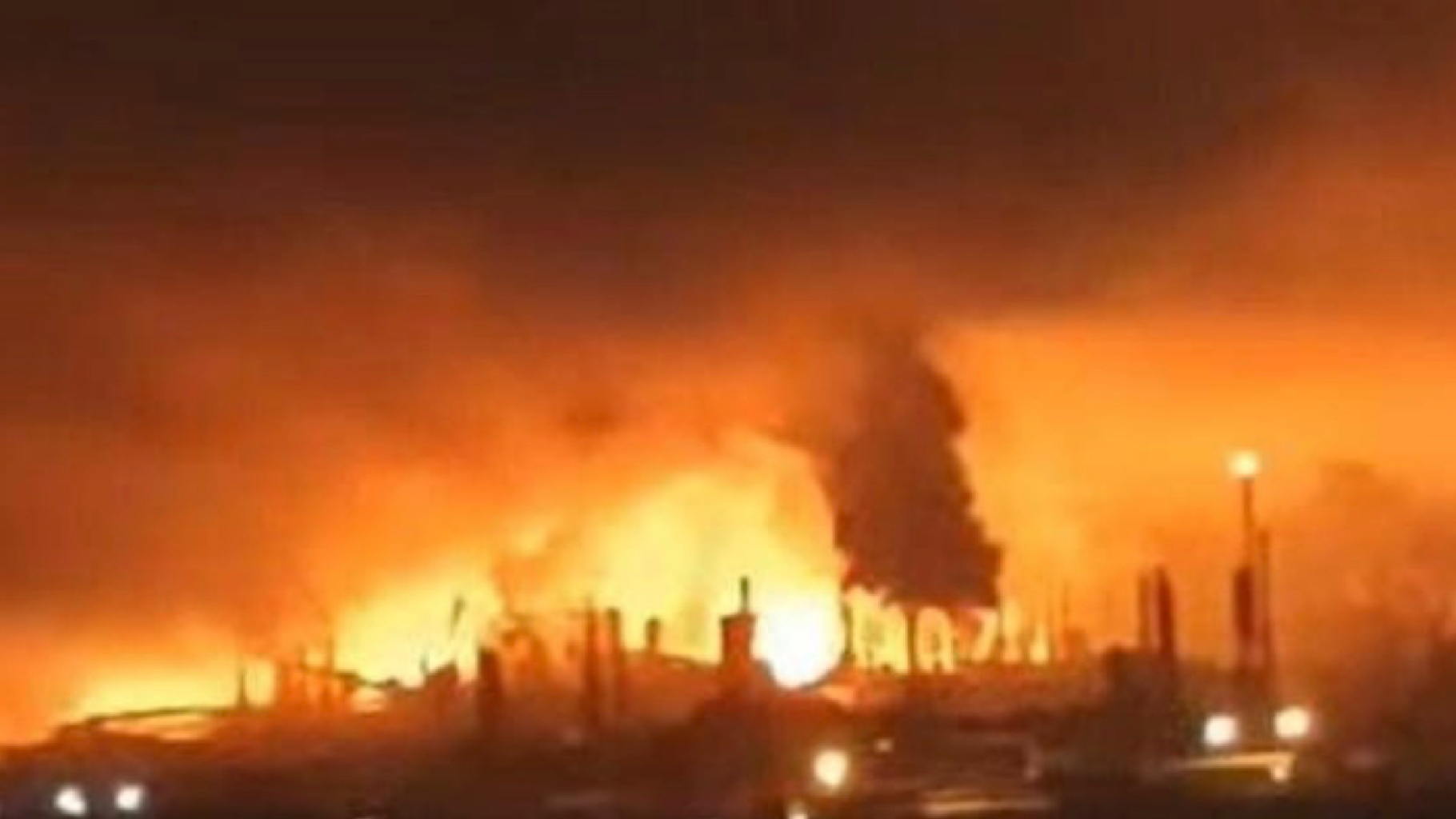 Missili inglesi sulla russia: esplosioni multiple! Il mondo trema davvero Missili inglesi sulla russia: esplosioni multiple! Il mondo trema davvero