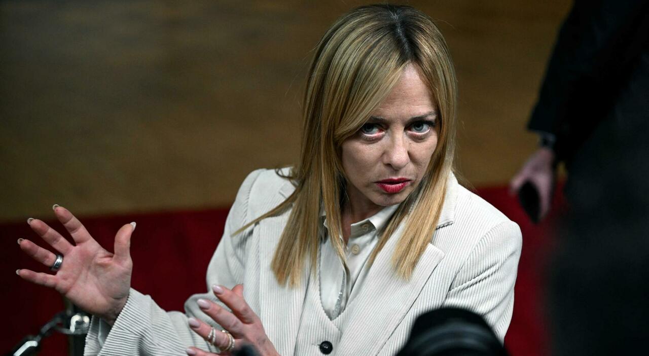 meloni agli auguri di natale l8217anno prossimo sar224 molto peggio riposatevi ora