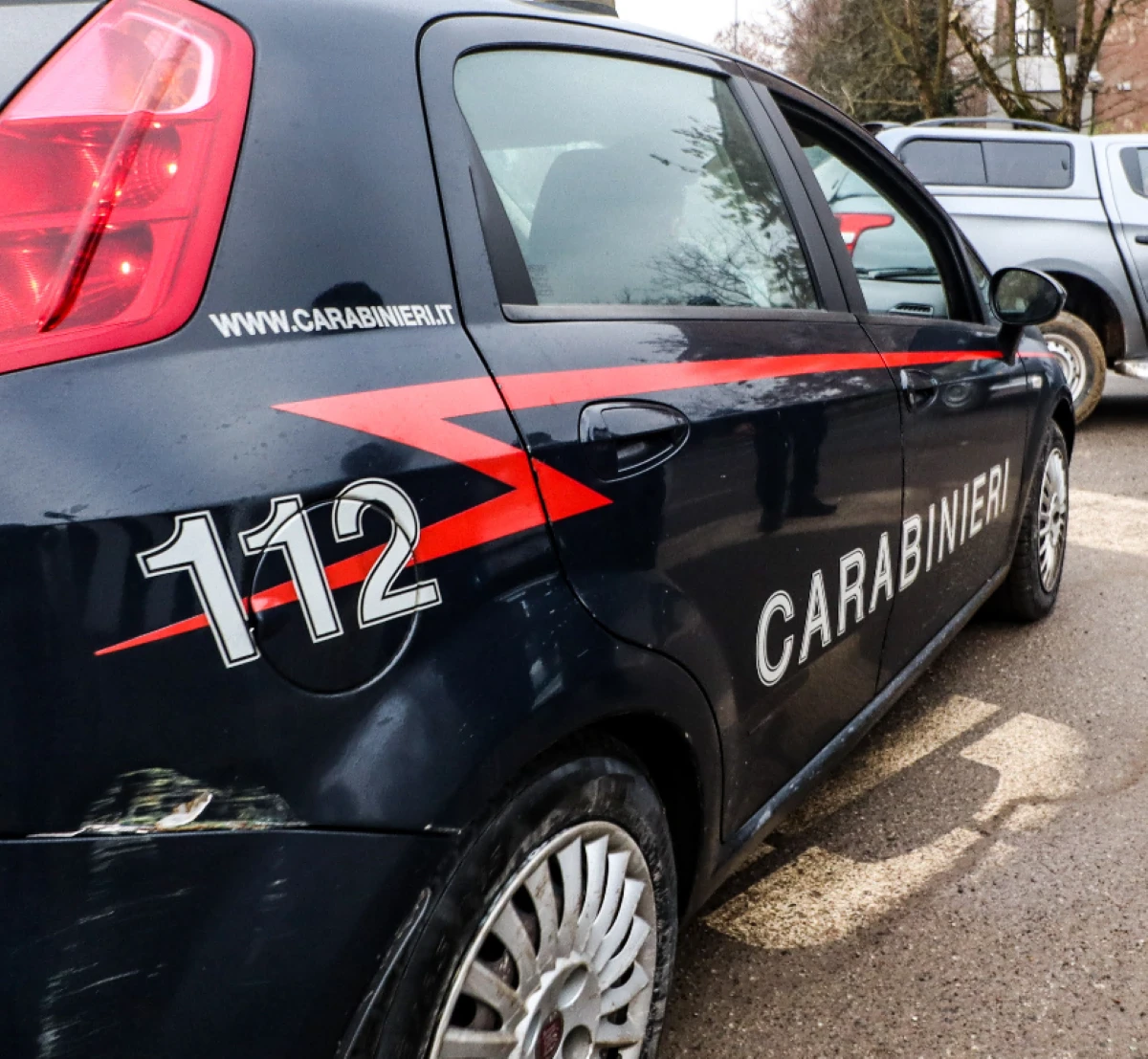 Intervento dei carabinieri dopo la tragedia a Natale