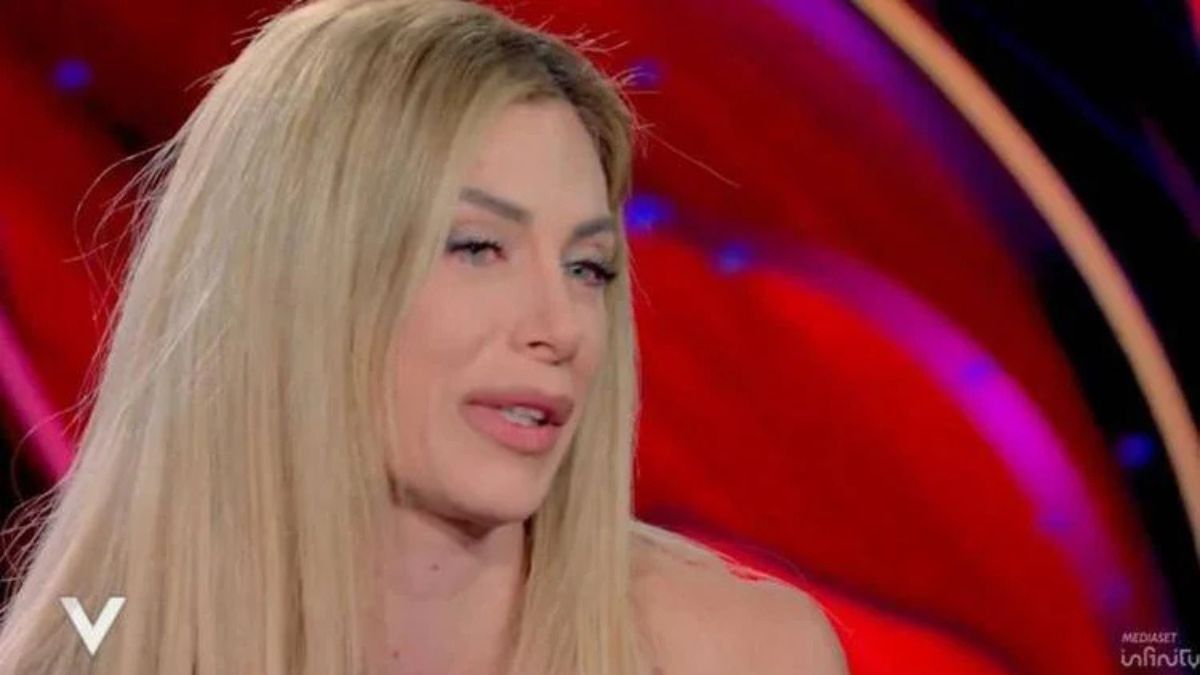 Verissimo, Paola Caruso in lacrime: “Un terribile lutto, che sofferenza”