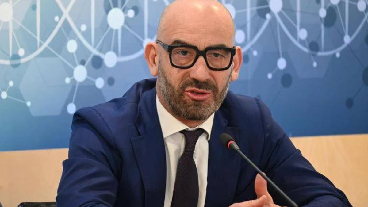 due picchi di febbre super influenza in italia bassetti come curarsi se ci si ammala