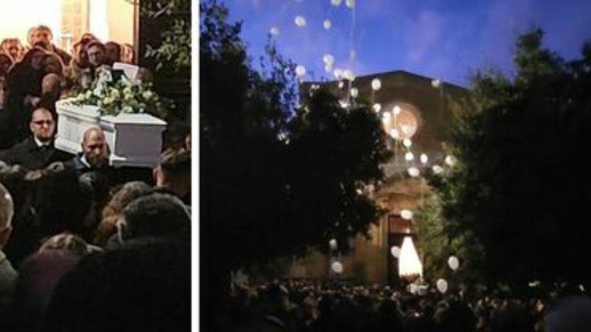 “Corri lassù tra le nuvole”. Il dramma di Sofia a soli 10 anni: lo strazio di un paese intero “Corri lassù tra le nuvole”. Il dramma di Sofia a soli 10 anni: lo strazio di un paese intero