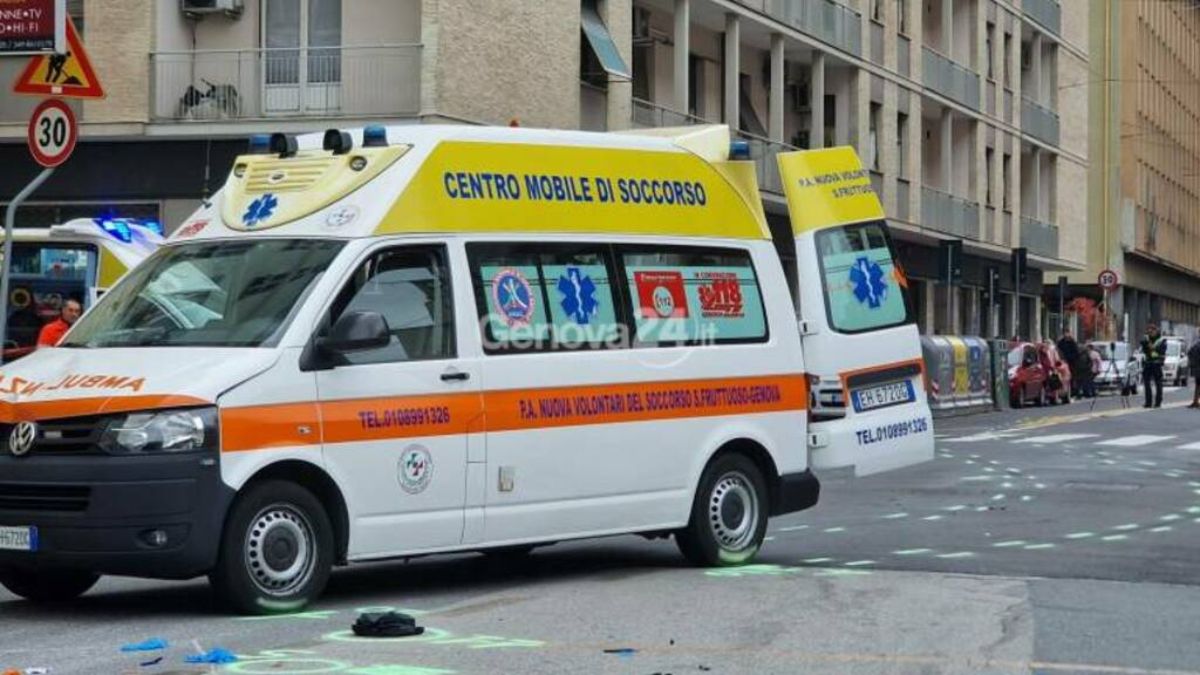 tragedia in italia 12enne travolto da ambulanza stava andando a scuola da Thesocialpost.it tragedia in italia 12enne travolto da ambulanza stava andando a scuola