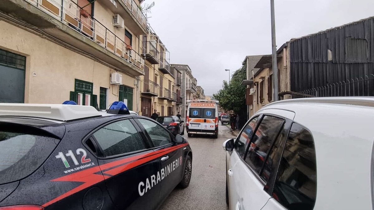 tragedia atroce in italia mamma e figlia trovate cos236 la scena tremenda in quell8217appartamento da Thesocialpost.it tragedia atroce in italia mamma e figlia trovate cos236 la scena tremenda in quell8217appartamento