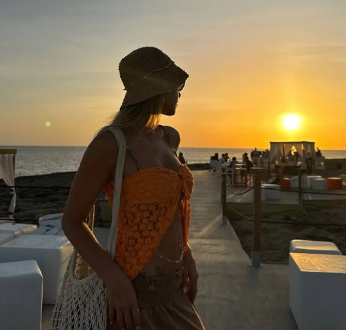 Susy Fuccillo, volto di Canale 5, sorride in uno scatto social