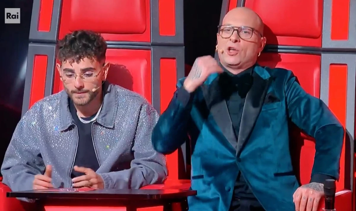 Non voglio più vederti qui”. The Voice Senior, Clementino in lacrime per  Pierluigi