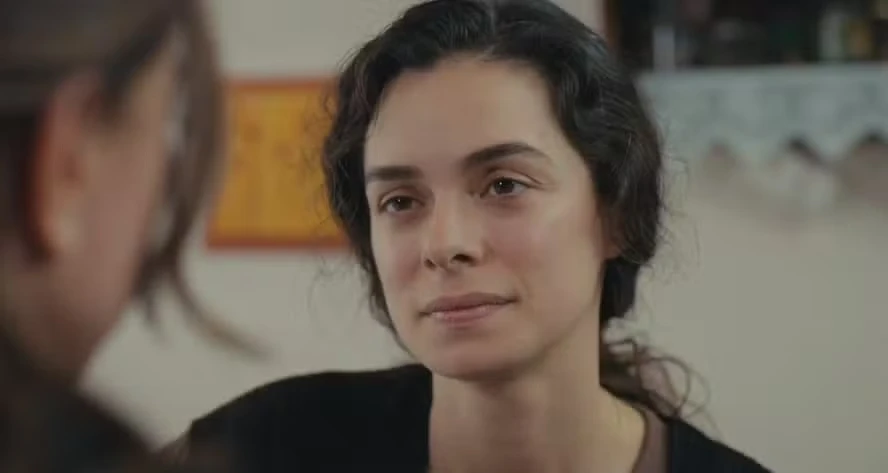 Bahar in un momento intenso della serie La forza di una donna