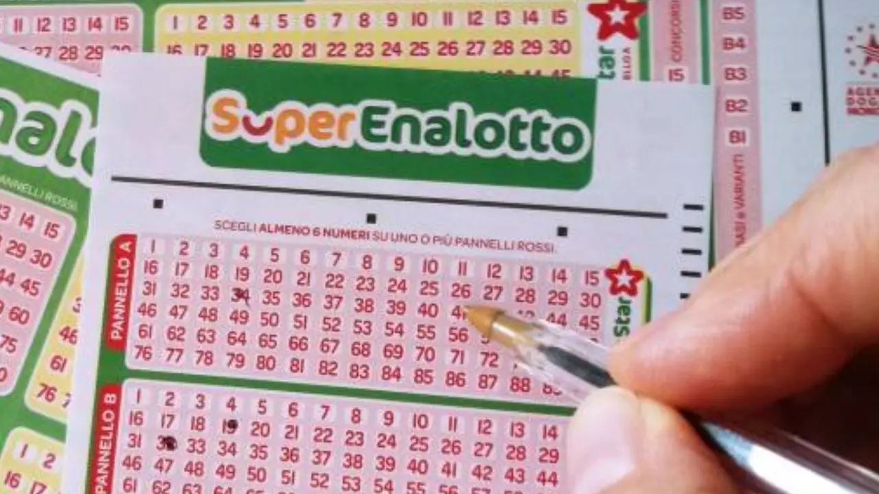 SuperEnalotto, jackpot mai visto in Italia! Una cifra pazzesca