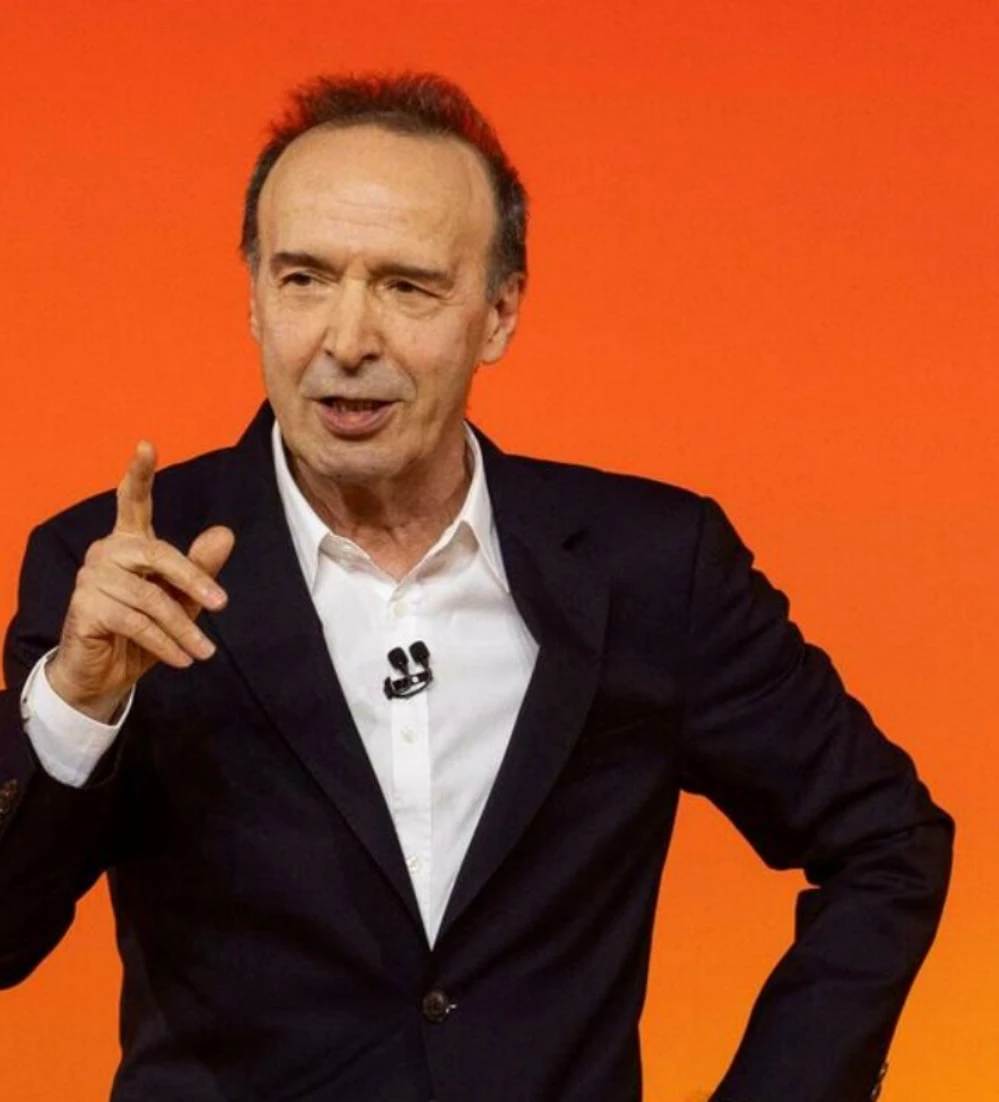 Roberto Benigni in primo piano