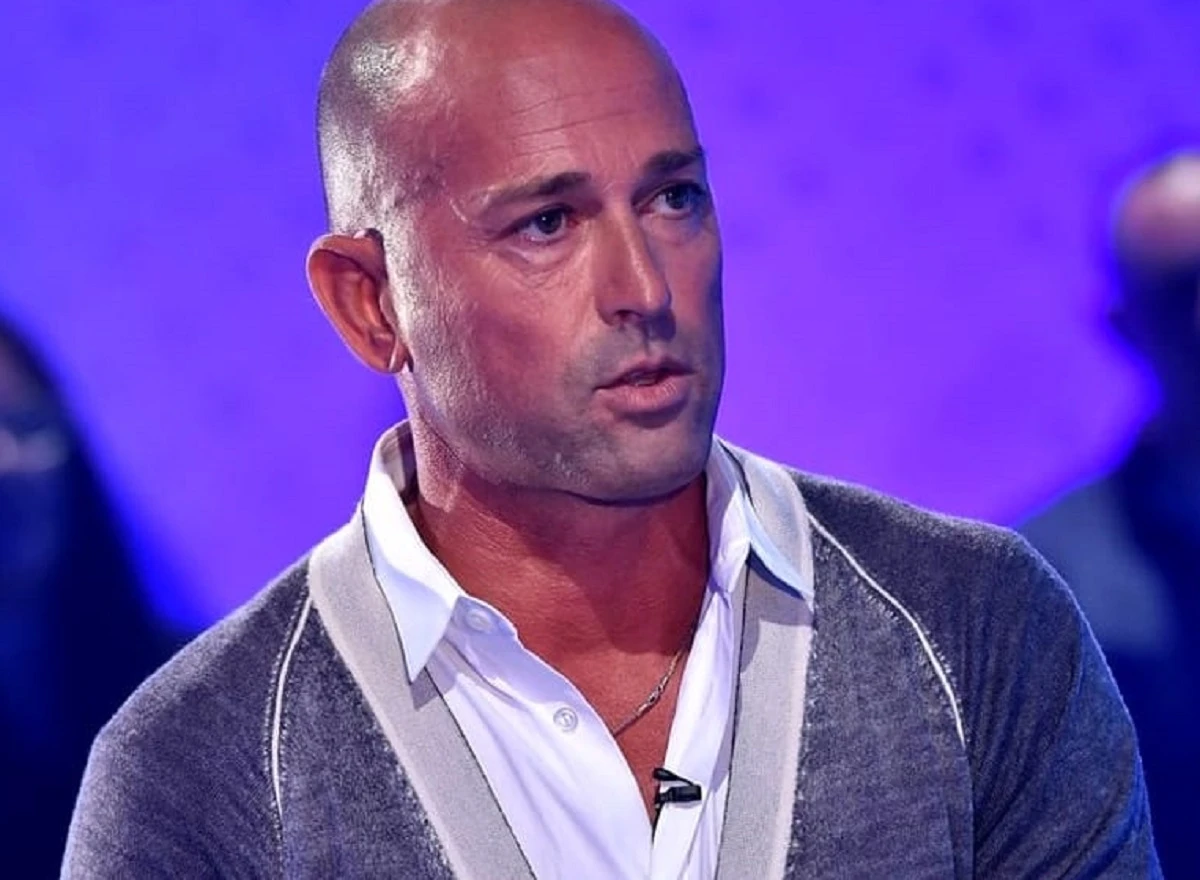 Primo piano di Stefano Bettarini