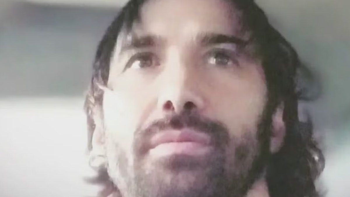 prima l8217orrore poi filmava tutto italia netturbino scoperto cos236 l8217ha fatto con tre donne da Thesocialpost.it prima l8217orrore poi filmava tutto italia netturbino scoperto cos236 l8217ha fatto con tre donne