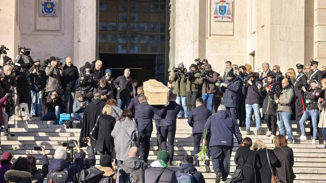 crans montana il giorno del dolore i funerali dei ragazzi morti a capodanno da Thesocialpost.it crans montana il giorno del dolore i funerali dei ragazzi morti a capodanno