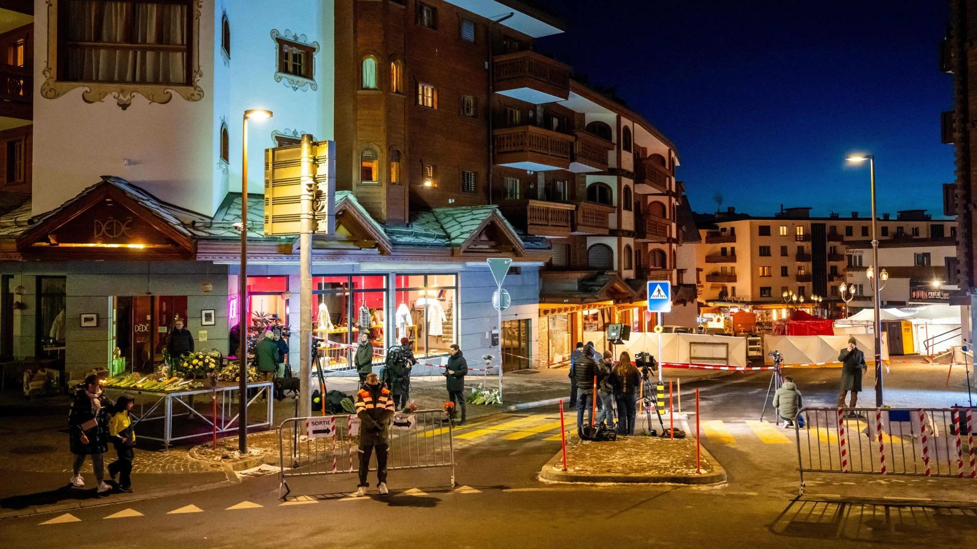Immagine del centro di Crans Montana dopo l'incendio