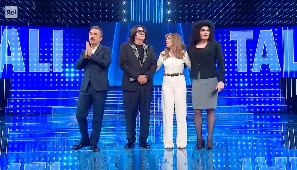 Finale di Tali e Quali Show 2026: Nicola Savino con la giuria in studio