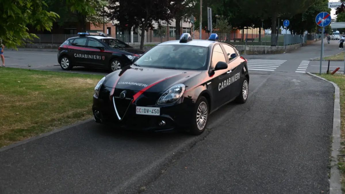 capriolo donna accoltellata al collo dal marito 232 grave da Thesocialpost.it capriolo donna accoltellata al collo dal marito 232 grave