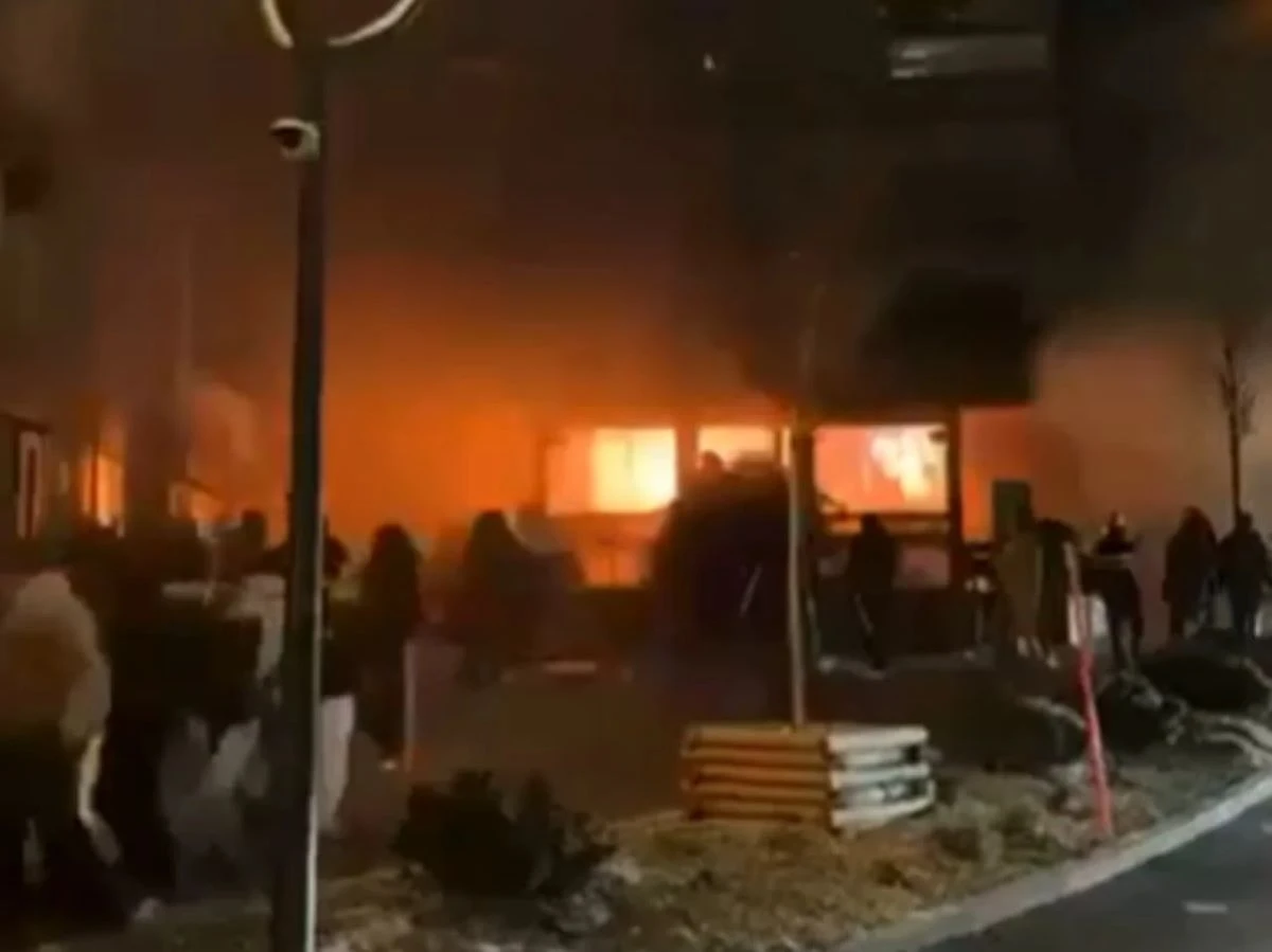 Incendio al locale Constellation a Crans-Montana