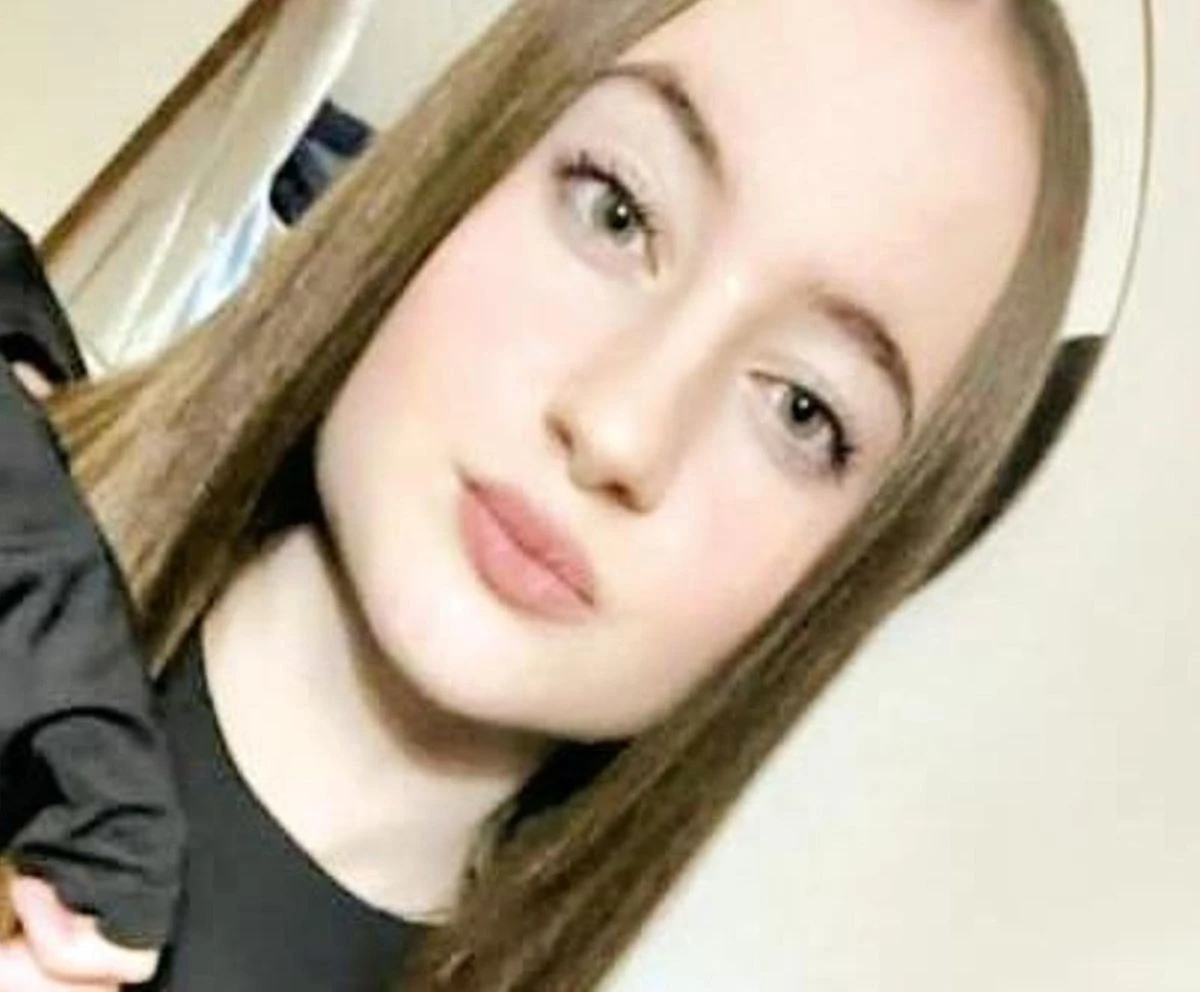 Un'immagine di Sara, la quindicenne morta dopo una sospetta intossicazione alimentare