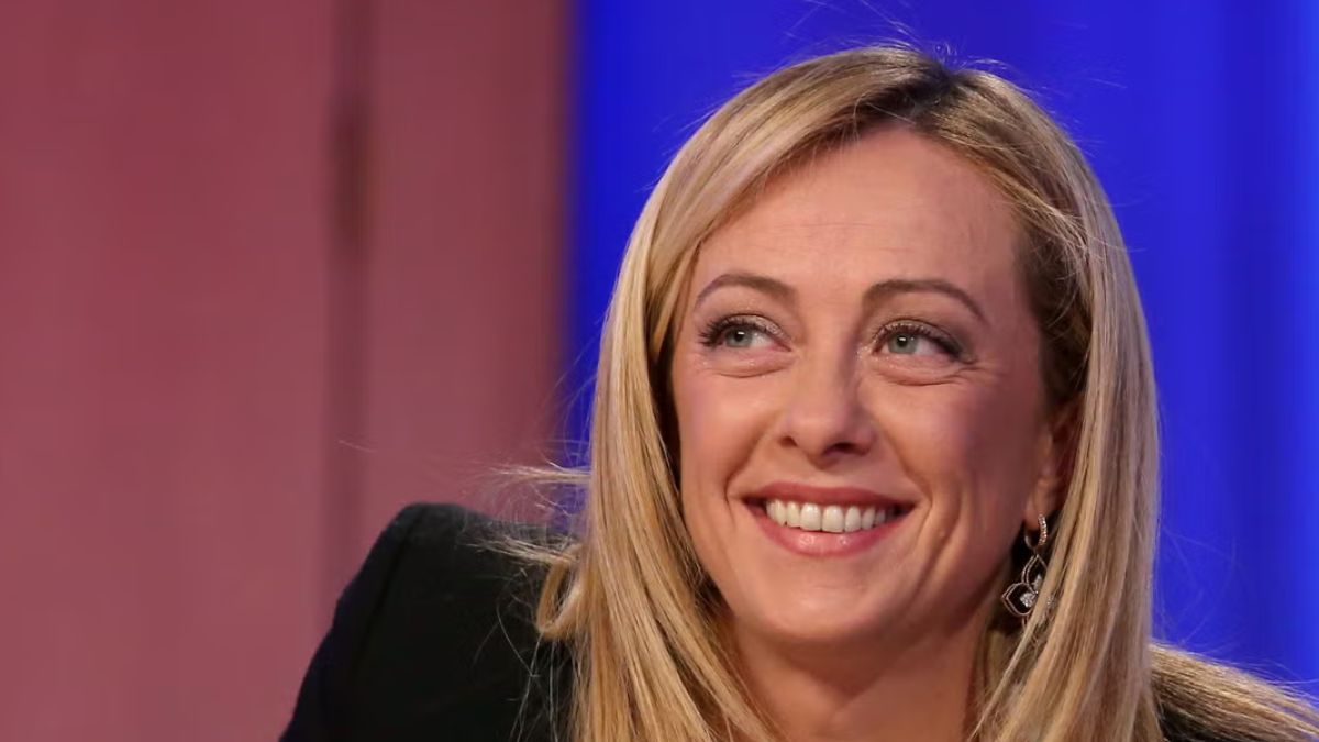 “Sfonda a sinistra!”. Sondaggio shock, Giorgia Meloni esulta