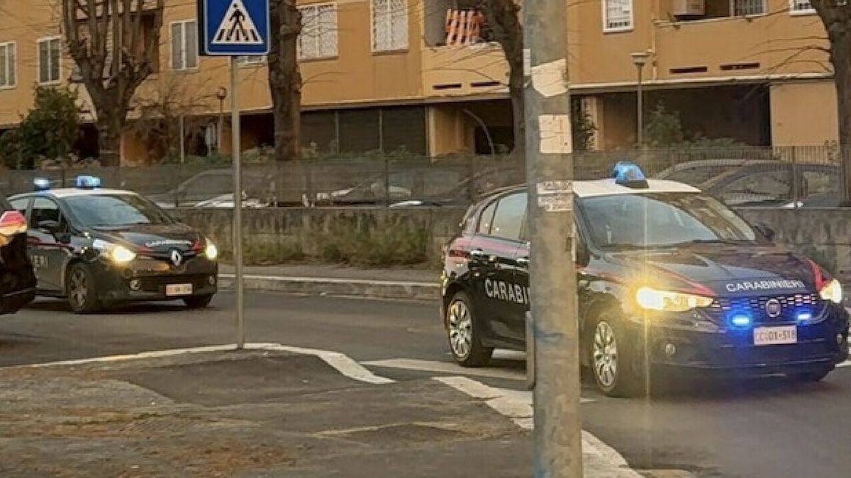 Shock in Italia, trovato morto proprio lì: le urla straziate della vicina