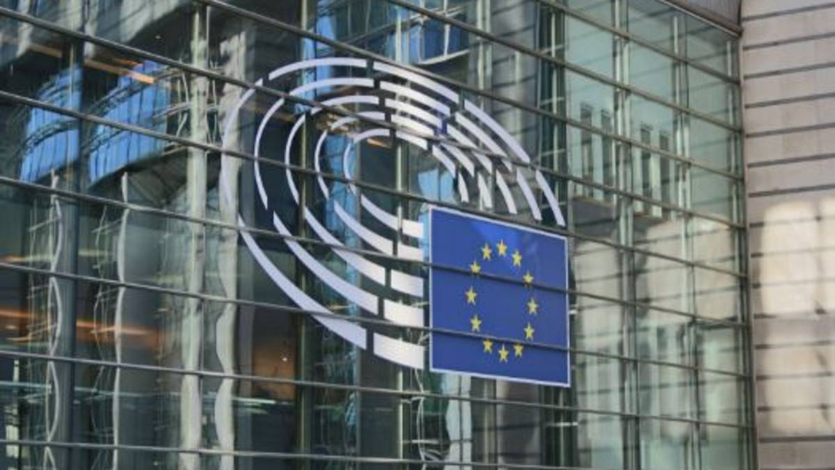 vietate l8217ue cambia le regole scoppia la polemica sulla nuova stretta da Thesocialpost.it vietate l8217ue cambia le regole scoppia la polemica sulla nuova stretta