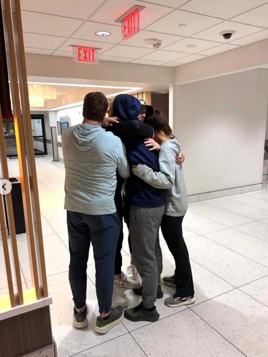 Nicole Faith e Taylor Symmank in ospedale con la figlia Sunny