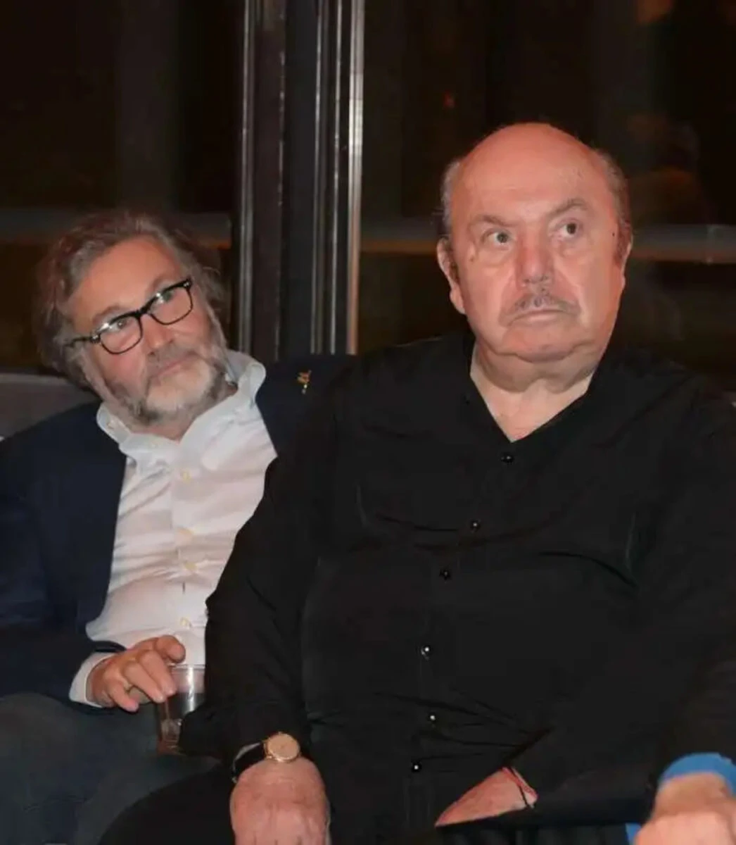 Filippo Ascione insieme a Lino Banfi, uno dei tanti protagonisti del cinema italiano con cui ha lavorato
