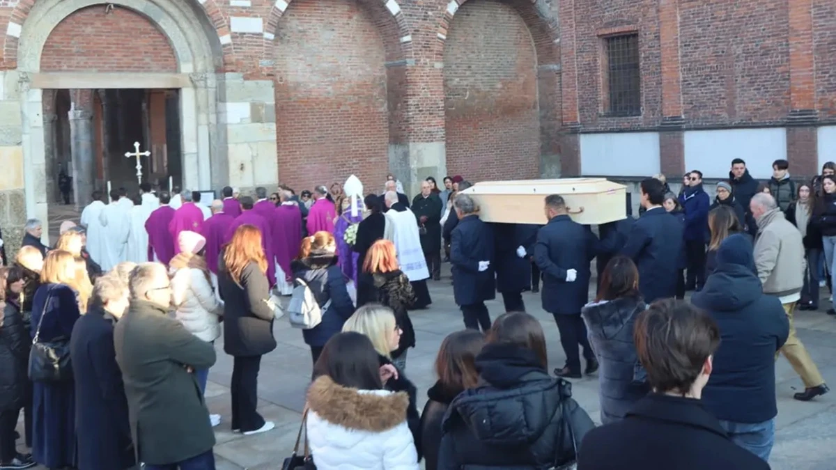 crans montana il saluto di milano ad achille barosi il politico commosso ai funerali da Thesocialpost.it crans montana il saluto di milano ad achille barosi il politico commosso ai funerali