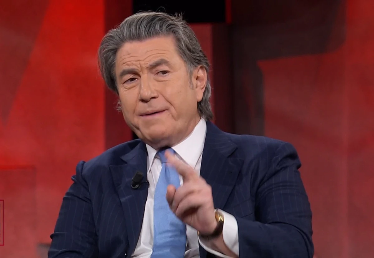 L’avvocato Antonio De Rensis durante un intervento televisivo