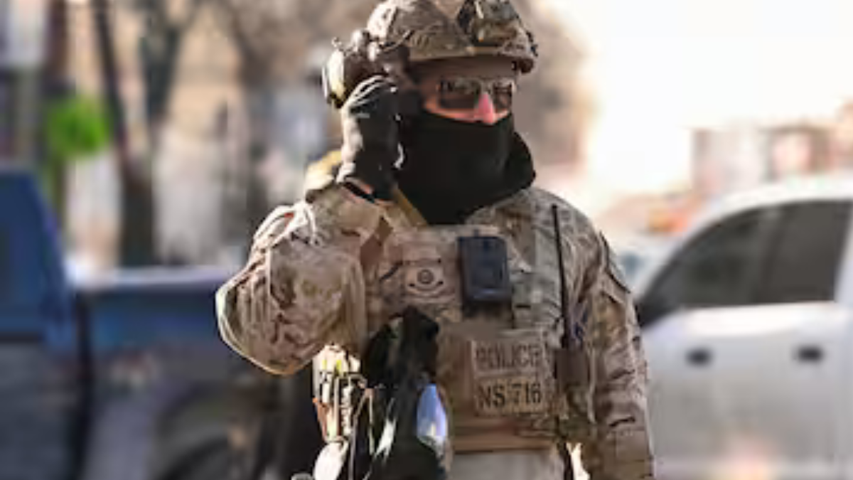 Olimpiadi,il governo chiarisce sull’Ice: “Solo componente investigativa”. Ma le polemiche restano Olimpiadi,il governo chiarisce sull’Ice: “Solo componente investigativa”. Ma le polemiche restano