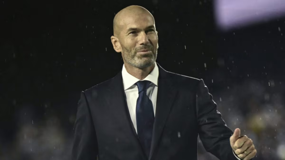 Zidane torna in panchina: sarà il ct della Francia ai Mondiali 2026