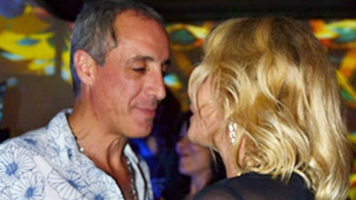 “Ci siamo presi una pausa”. È finito l’amore per la super coppia vip italiana: l’annuncio in diretta “Ci siamo presi una pausa”. È finito l’amore per la super coppia vip italiana: l’annuncio in diretta