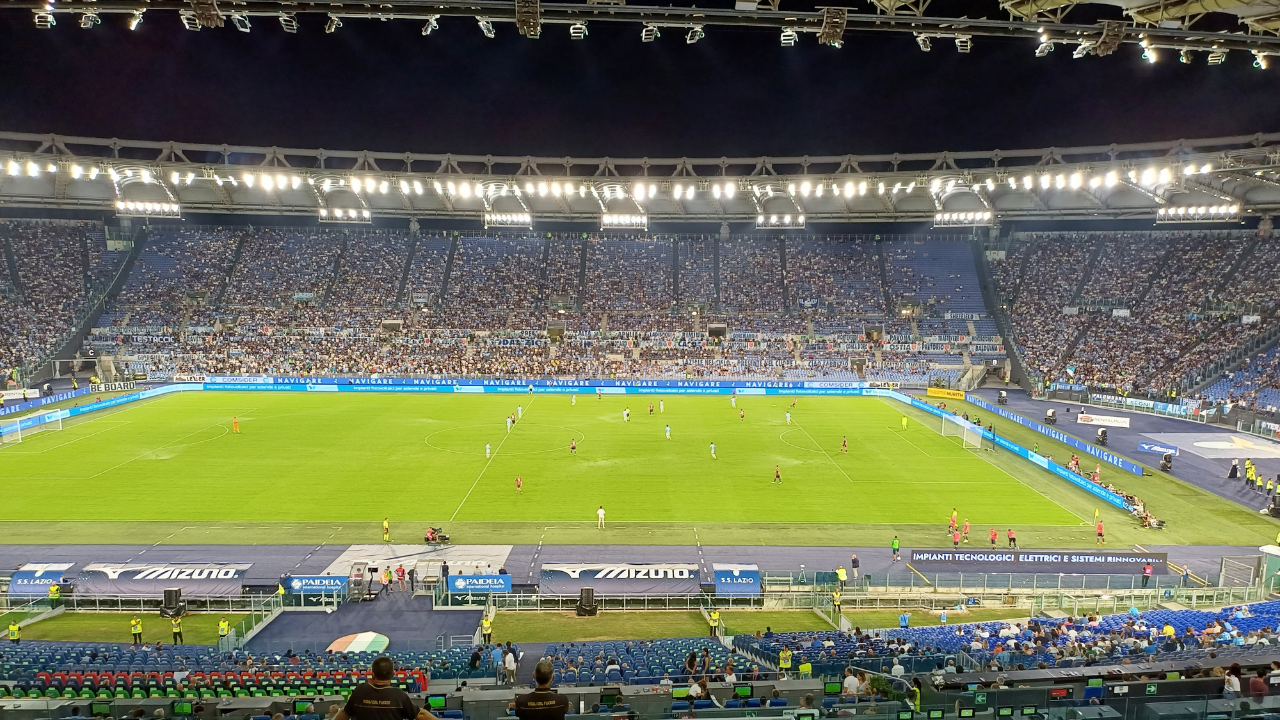 lazio genoa stadio vuoto ma in campo succede di tutto vincono i biancocelesti nei minuti di recupero da Thesocialpost.it lazio genoa stadio vuoto ma in campo succede di tutto vincono i biancocelesti nei minuti di recupero
