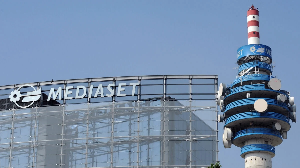 Logo Mediaset: il gruppo pubblica un comunicato contro diffamazione e campagne d'odio