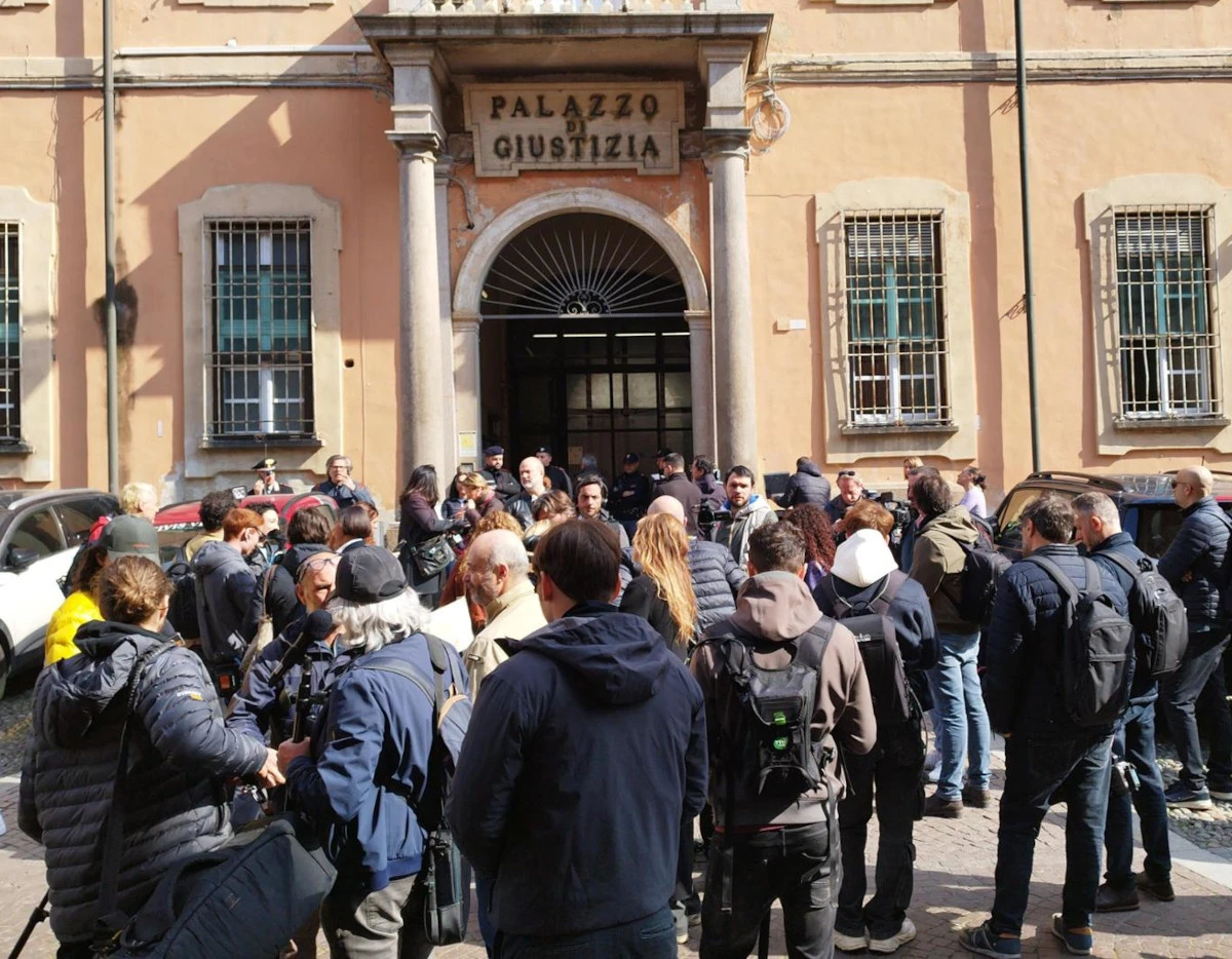Esterno della procura di Pavia legata alle indagini sul caso Garlasco