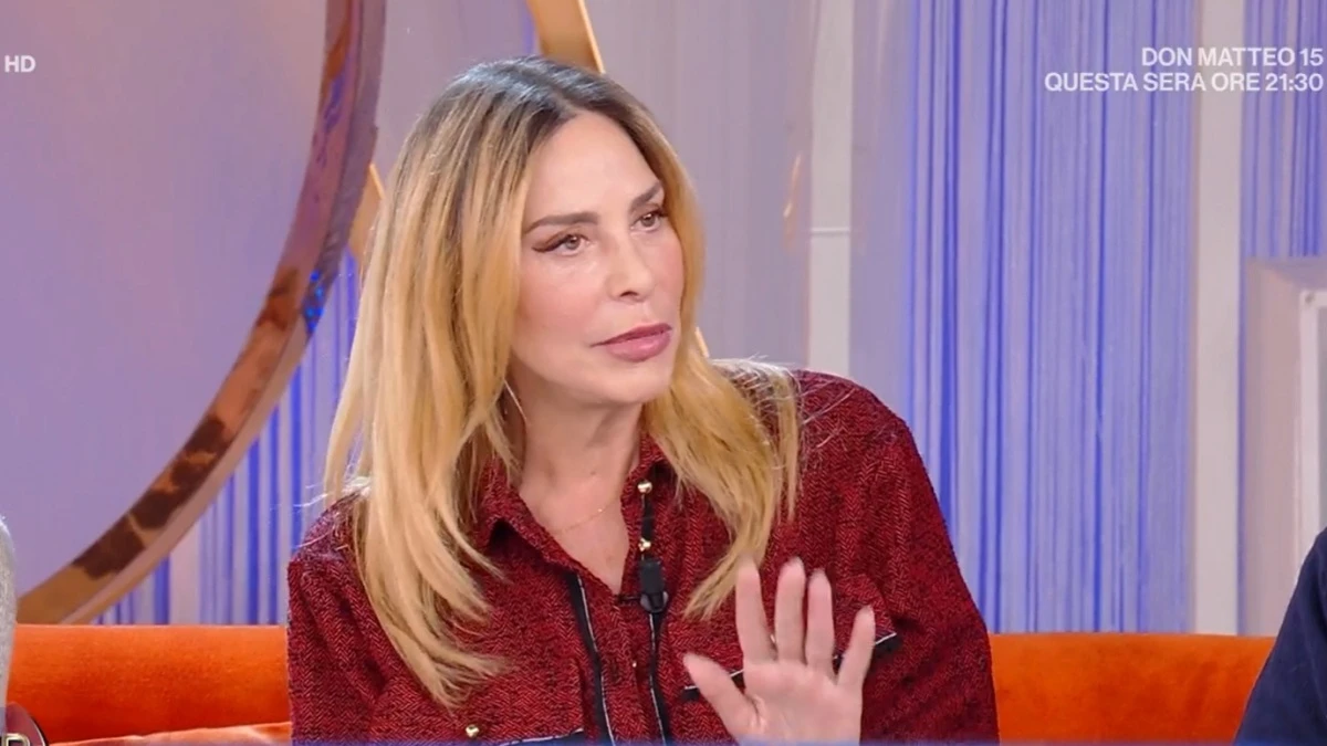 Stefania Orlando dopo il furto in casa, immagine condivisa sui social