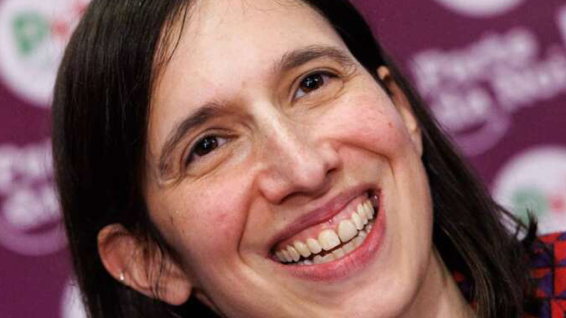 Follia Schlein: per lei il problema sono le strumentalizzazioni, non la violenza contro i poliziotti