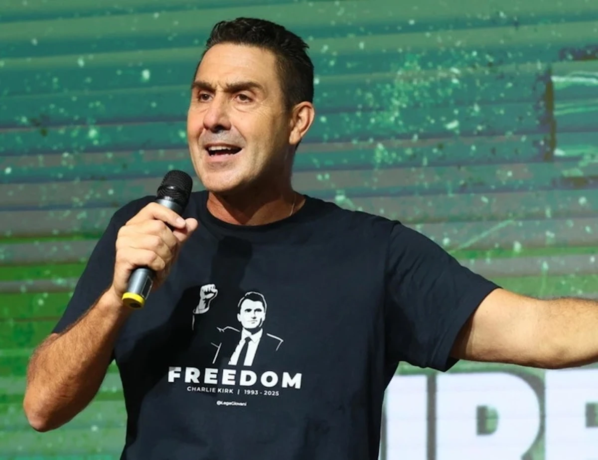 Roberto Vannacci al centro del nuovo progetto politico Futuro Nazionale